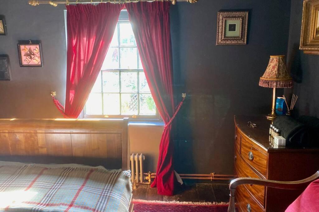 Appartement 17Th Century Boutique Getaway In The Countryside à Martin Mill Extérieur photo